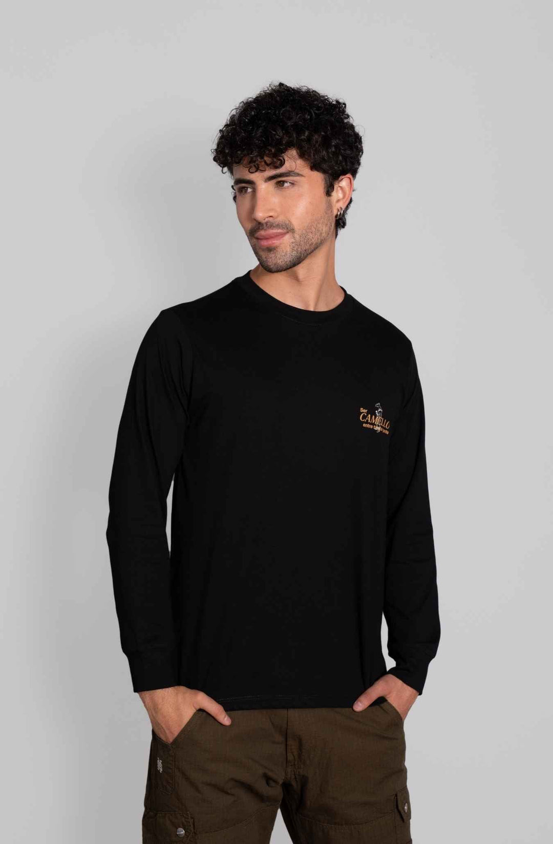 Long Sleeve Ser Camello Negra