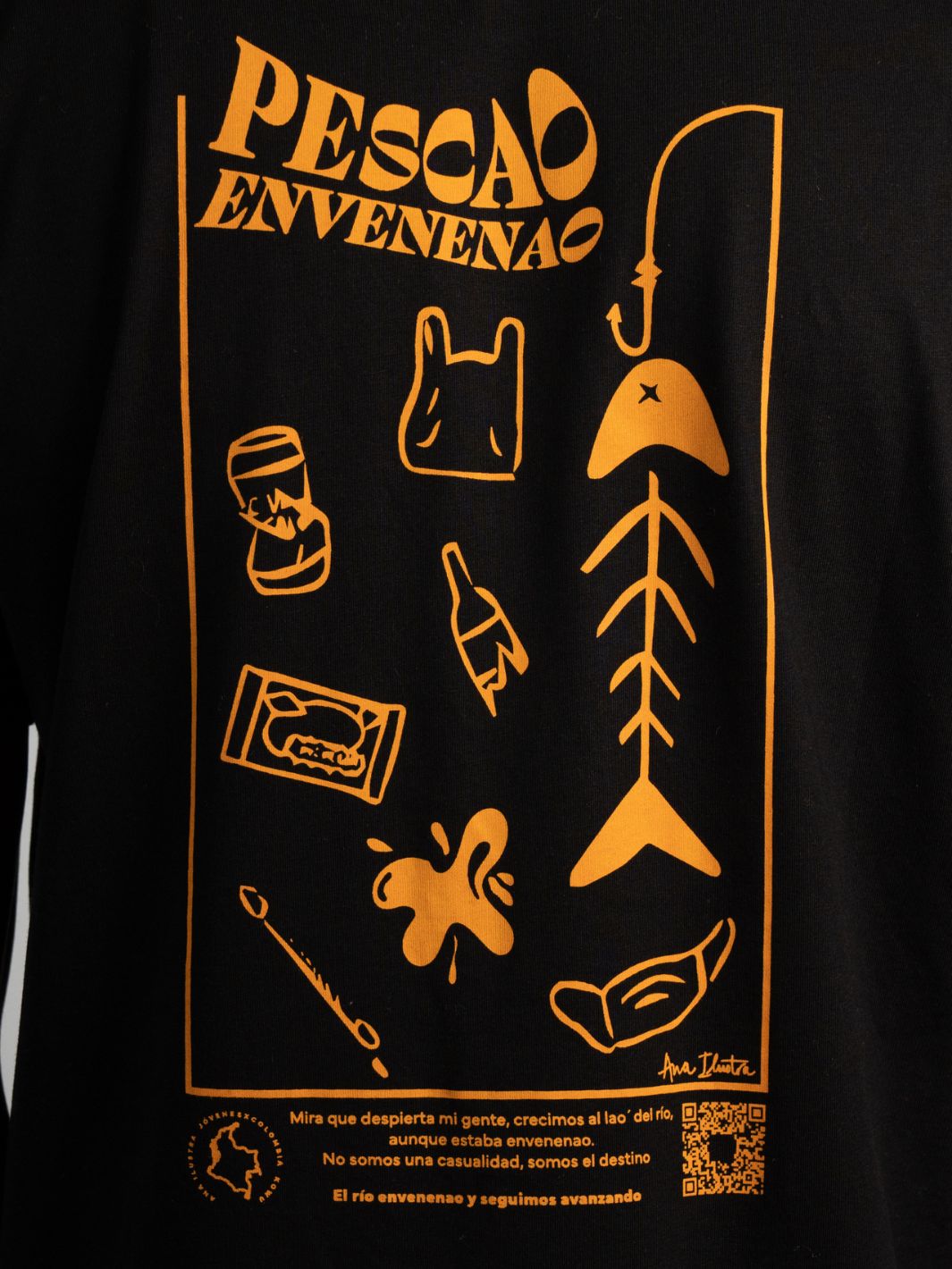 Camiseta Unisex Pescao Envenenao Negra
